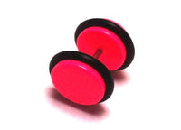 Cargar imagen en el visor de la galería, Fake Piercing Plug Tunnel Ohrstecker Unisex Kunststoff pink Scheibe Schmuck Gummiring
