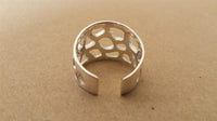 Load image into Gallery viewer, Silberring filigran Lochmuster offen Ring 925er Sterling Silber Damen Schmuck Ringe
