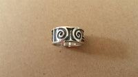 Load image into Gallery viewer, Silberring massiv Muster Vögel dunkel oxidiert Ring 925er Sterling Silber Ringschmuck Damen
