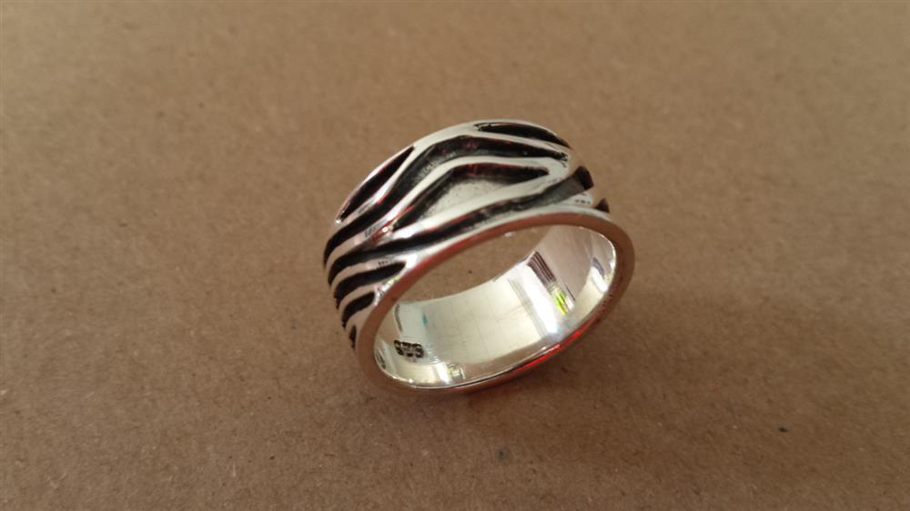 Silberring massiv oxidiert Wellen Muster Ring 925er Sterling Silber Unisex Designer Schmuck Ringe