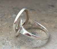 Load image into Gallery viewer, Silberring zwei Kreise ineinander schmal Ringe 925
