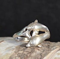 Load image into Gallery viewer, Ring Filigran Zwei Delphine 925er Sterling Silber
