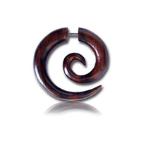 Cargar imagen en el visor de la galería, Fake Piercing Sono Holz 26 mm Spirale braun gemasert Plug nickelfrei Ohrstecker

