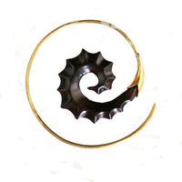 Load image into Gallery viewer, Fake Holz Piercing Narra Wood Brass Spirale gold
