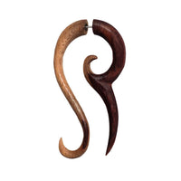 Load image into Gallery viewer, Fake Piercing Sonoholz Edelstahl handgeschnitzt groß hell dunkelbraun Dehner
