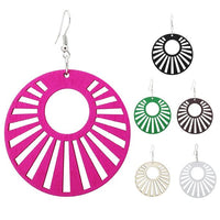 Cargar imagen en el visor de la galería, Six pairs of Holzohrringe bunt 5 cm rund Kreis Strahlen Ohrringe aus nickelfreiem Material in Pink, Schwarz, Grün, Braun, Weiß und Silber: ein großes pinkes Exemplar links, fünf kleinere Paare rechts.
