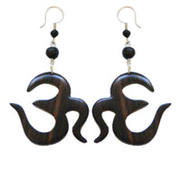 Load image into Gallery viewer, Ohrringe aus Sono Holz, Om, Edelstahlbügel
