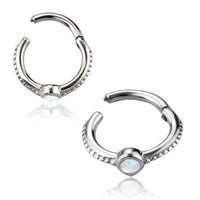 Load image into Gallery viewer, Klapp Segmentring Piercing Edelstahl unten Steine Punkte
