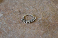 Load image into Gallery viewer, Piercing Ring 925 Silber Labret Tragus Septum Mandel
