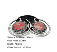 Load image into Gallery viewer, Piercing Ohrgewicht Brass Stern Stein rot 4,7mm Spirale
