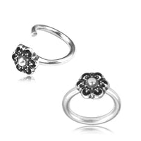 Cargar imagen en el visor de la galería, Piercing Ring Blümchen 925 Silber Labret Tragus 1.2mm
