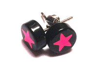 Load image into Gallery viewer, Ohrstecker Stern pink schwarz Edelstahl Unisex Schmuck Ohrringe
