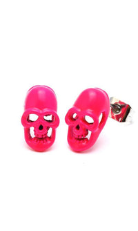 Cargar imagen en el visor de la galería, A pair of colorful star-shaped Brass Ohrstecker earrings (12 mm, unisex, stainless steel, nickelfrei) is shown on a white background, featuring a shiny finish and one earring with an attached backing visible.
