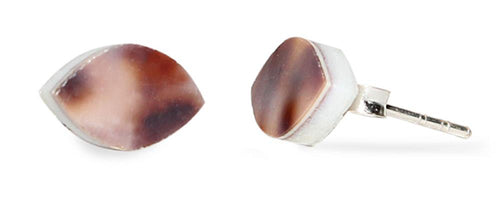 Muschel Silberohrstecker Mandel Ohrstecker gefärbt braun weiß 925er Sterling Silber Ohrringe