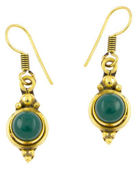 Cargar imagen en el visor de la galería, Ohrringe Kreis Onyx grün Punkte Dreiecke Messing Brass antik golden Tribal Ohrhänger
