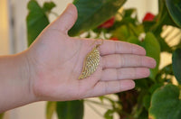 Load image into Gallery viewer, Ohrringe Flügel Engel Messing antik golden Tribal Ohrhänger nickelfrei Brass Schmuck Piercing
