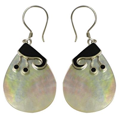 Perlmuttmuschelohrringe, tropfenförmige Perlmuttmuschelohrhänger mit schwarzer Silberverzierung und Bügel aus 925er Sterlingsilber, ca.3,3x2,3cm
