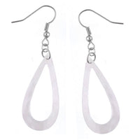 Cargar imagen en el visor de la galería, Perlmutt Muschel Ohrringe 36 mm Tropfen hohl Edelstahl nickelfrei weiß schillernd
