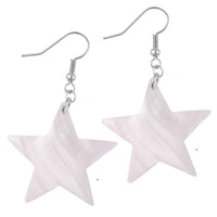 Cargar imagen en el visor de la galería, Perlmutt Muschel Ohrringe 33 mm Stern fünfzackig Edelstahl nickelfrei weiß schillernd

