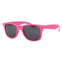 Cargar imagen en el visor de la galería, The Unisex Sonnenbrille Nerdbrille features bright pink frames, wide arms, and retro style with dark UV Schutz 400 lenses, displayed on a white background.
