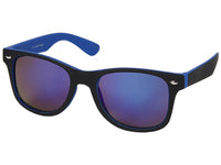 Cargar imagen en el visor de la galería, A Sonnenbrille verspiegelt schmal 400 UV Nerdbrille in schwarz mit buntem Innenrahmen und blauen, reflektierenden Gläsern wird leicht angewinkelt auf weißem Hintergrund präsentiert.
