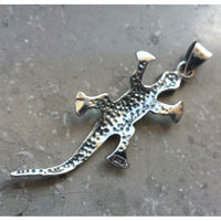 Load image into Gallery viewer, Anhänger 925 Sterling Silber Punkte Gekko Silberanhänger - chic - net.de
