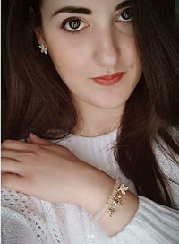 Cargar imagen en el visor de la galería, Armband Brass Perlen weiß hell Blätter Anhänger weißer Zirkonia Stein - chic - net.de
