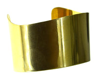 Cargar imagen en el visor de la galería, Messing Armreif antik gold Welle breit offen 46mm
