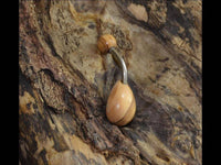 Load image into Gallery viewer, Bauchnabel Piercing Edelstahl Holz Stein Tropfen Träne - chic - net.de
