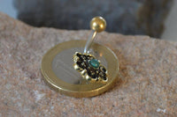 Load image into Gallery viewer, Bauchnabelpiercing Messing Edelstahl gold Blüte Jade - chic - net.de
