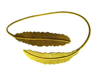 Load image into Gallery viewer, Brass Armreif antik golden zwei Federn schmal - chic - net.de
