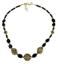 Load image into Gallery viewer, Brass Kette golden Onyx verziert Perlen Raute oval rund Stanzmuster Kugel - chic - net.de
