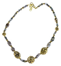 Load image into Gallery viewer, Brass Kette golden Rutilquarz verziert Perlen Raute oval rund Stanzmuster Kugel - chic - net.de
