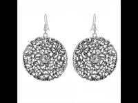 Load image into Gallery viewer, Brass Ohrringe silberfarben oxidiert groß rund Wölbung mittig Schnörkel - chic - net.de
