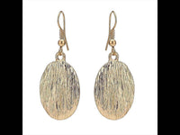 Cargar imagen en el visor de la galería, Brass Schmuckset goldfarben Kette rund Struktur Ohrringe oval Länge verstellbar - chic - net.de
