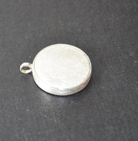 Load image into Gallery viewer, Anhänger 925 Sterling Silber rund Fisch Sand gold Glas - chic-net.de
