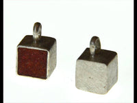 Load image into Gallery viewer, Anhänger Silber 925 Würfel crushed Stein 10mm - chic-net.de
