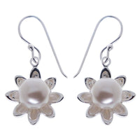 Load image into Gallery viewer, Blüte Perlen Ohrringe 925er Sterling Silber große Zuchtperle (1A Naturqualität) Perlenohrringe - chic-net.de
