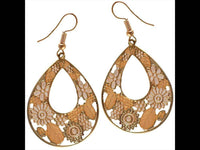 Cargar imagen en el visor de la galería, Brass golden altroa weiß Ohrringe Emaille Tropfen Creolen Blumen 4 cm - chic-net.de
