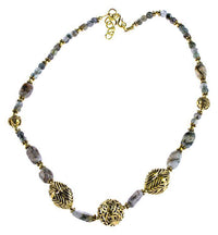 Load image into Gallery viewer, Brass Kette golden Rutilquarz verziert Perlen Raute oval rund Stanzmuster Kugel - chic-net.de
