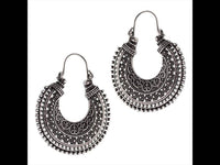 Load image into Gallery viewer, Brass Ohrringe Blumensichel silbern Messing - chic-net.de
