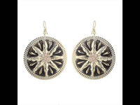 Load image into Gallery viewer, Brass Ohrringe Emaille Sternblume Zackenrand rund schwarz golden 5 cm Ohrhänger - chic-net.de
