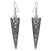 Cargar imagen en el visor de la galería, Brass Ohrringe silberfarben oxidiert lang Kegel Form Schnörkel - chic-net.de
