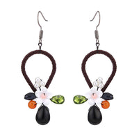 Load image into Gallery viewer, Brass Ohrringe silberfarben Tropfen umgedreht Stoff schwarz Perle Blume weiß - chic-net.de
