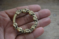 Cargar imagen en el visor de la galería, Clicker Piercing Ohrgewicht 4mm Skull Creole Messing 45g - chic-net.de
