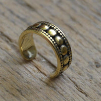 Load image into Gallery viewer, Ear cuffs Punkte Muster groß klein schmal Messing gold - chic-net.de
