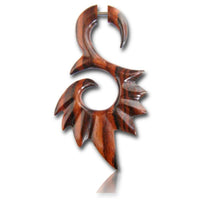 Cargar imagen en el visor de la galería, Fake Holz Piercing S-Form zackig Narra Wood Plug nickelfrei Edelstahl Ohrstecker Organic Tribal - chic-net.de
