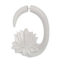 Load image into Gallery viewer, Fake Piercing Bone Edelstahl weiß Spiralen Sterne Spike Ohrstecker Ohrring - chic-net.de
