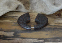 Load image into Gallery viewer, Fake Piercing Ohrring Narra Holz Kreis Blume des Lebens - chic-net.de
