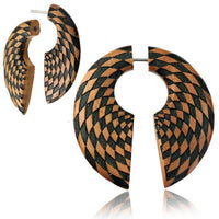 Load image into Gallery viewer, Fake Piercing Ohrring Sawo Holz Kreis Wirbel Strudel - chic-net.de
